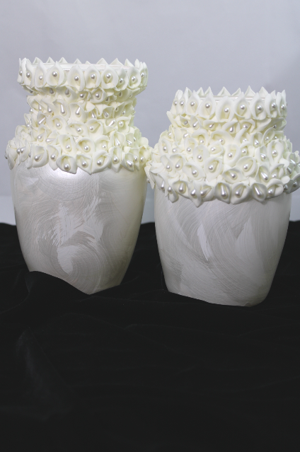 Lilly white Centerpiece Vase, Back view